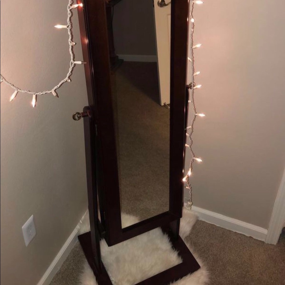 Jewelry box/mirror